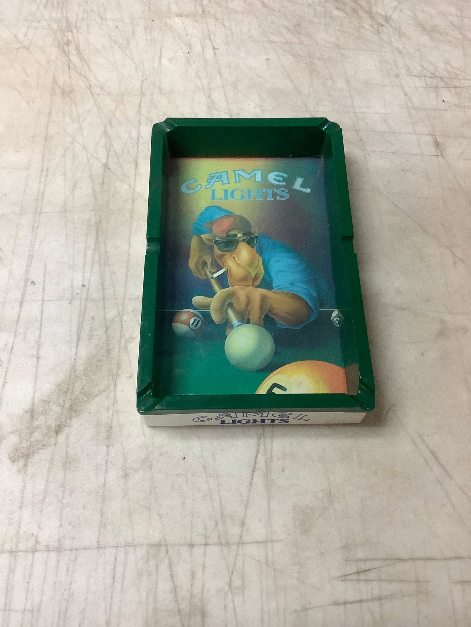 CAMEL LIGHT hard plastic ashtray 7.5x4.5: CAMEL LIGHT hard plastic ashtray 7.5x4.5