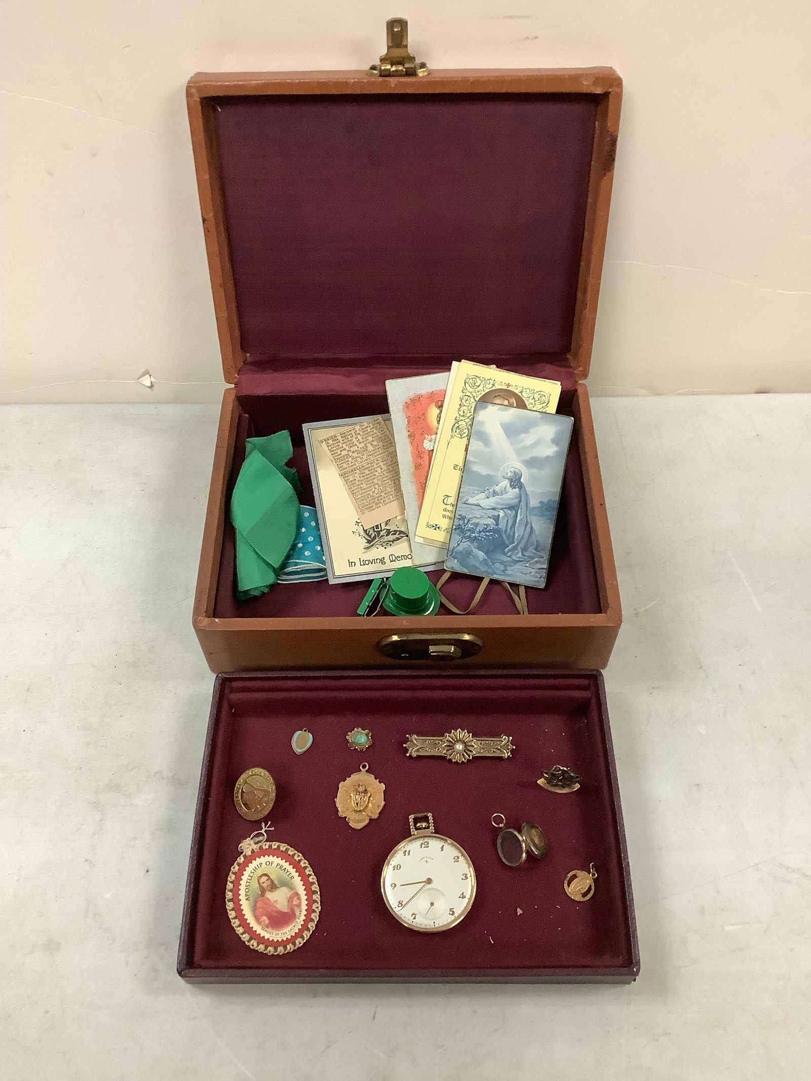Jewelry box with jewelry lord ELGIN pocket watch included (1 of 1)