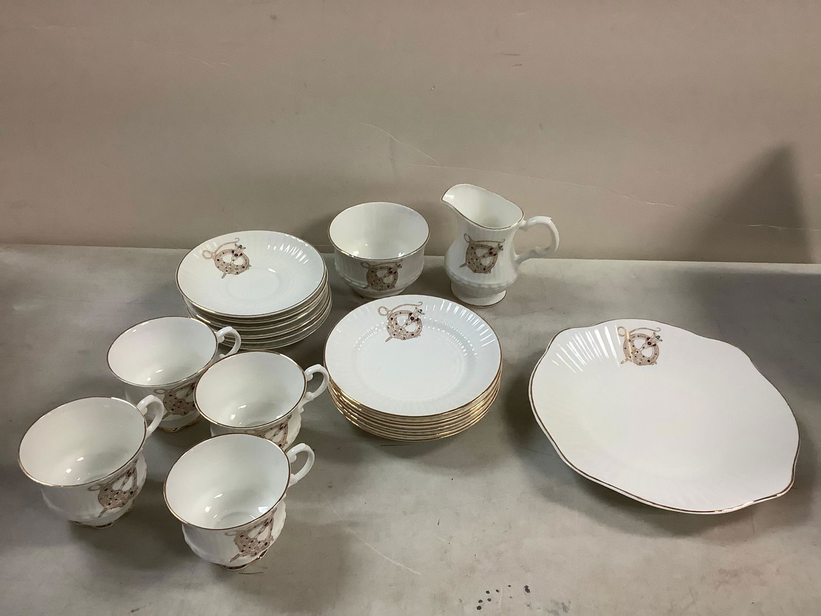 Lot of TARA sugar bowl, creamer, plates and tea cups: Lot of TARA sugar bowl, creamer, plates and tea cups