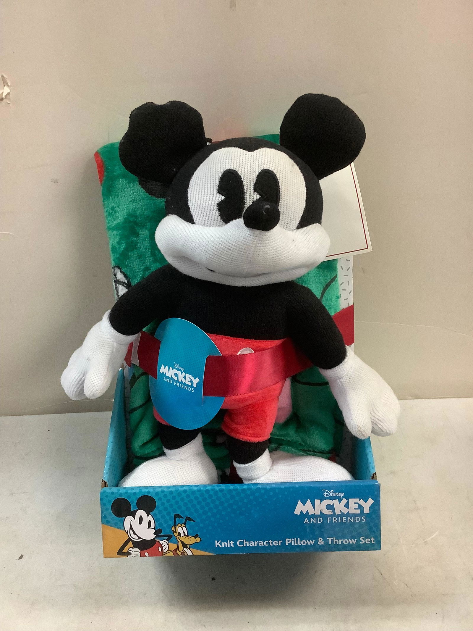 Disney character pillow and throw cheap set