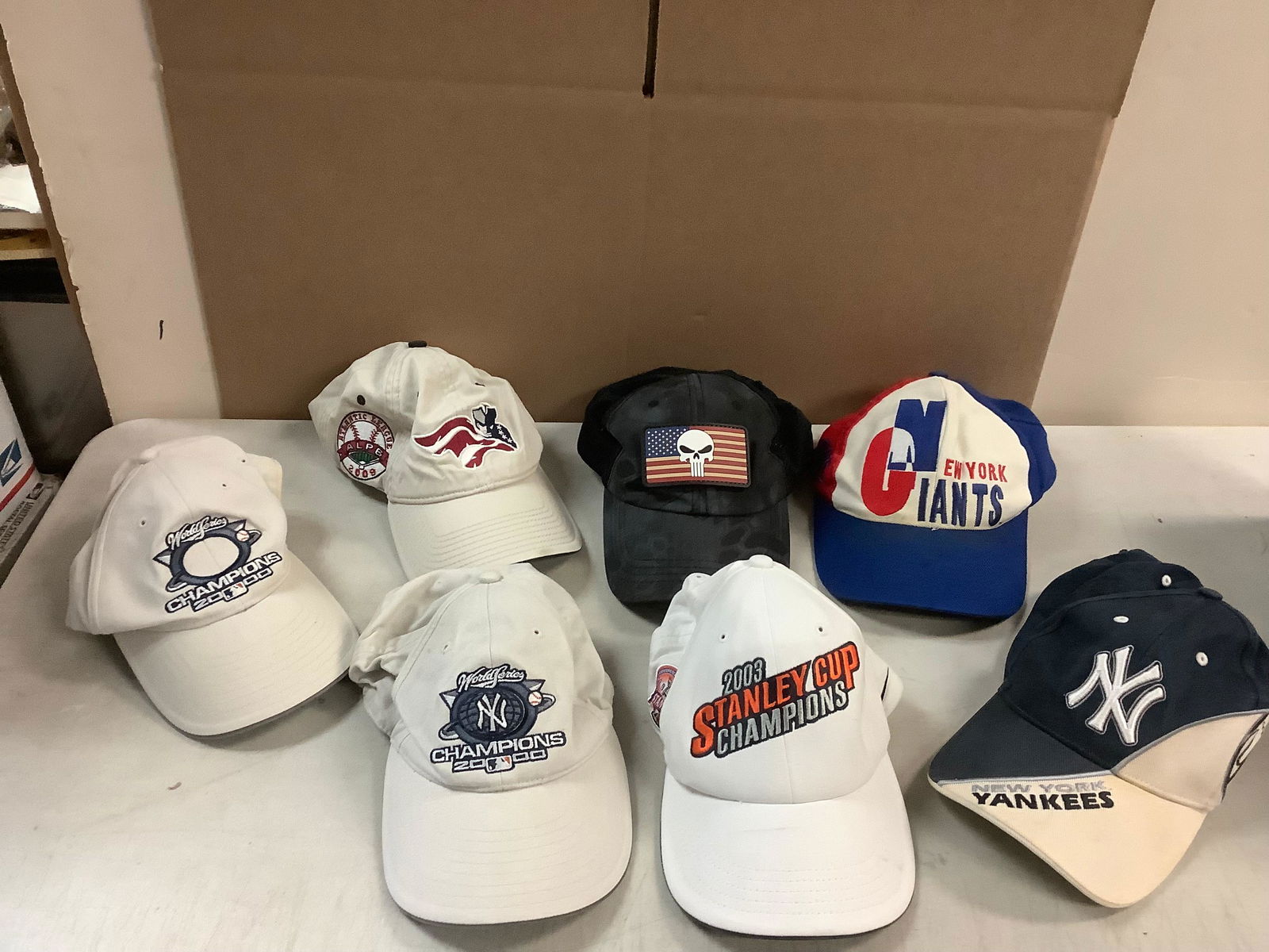 Lot of sports caps: Lot of sports caps