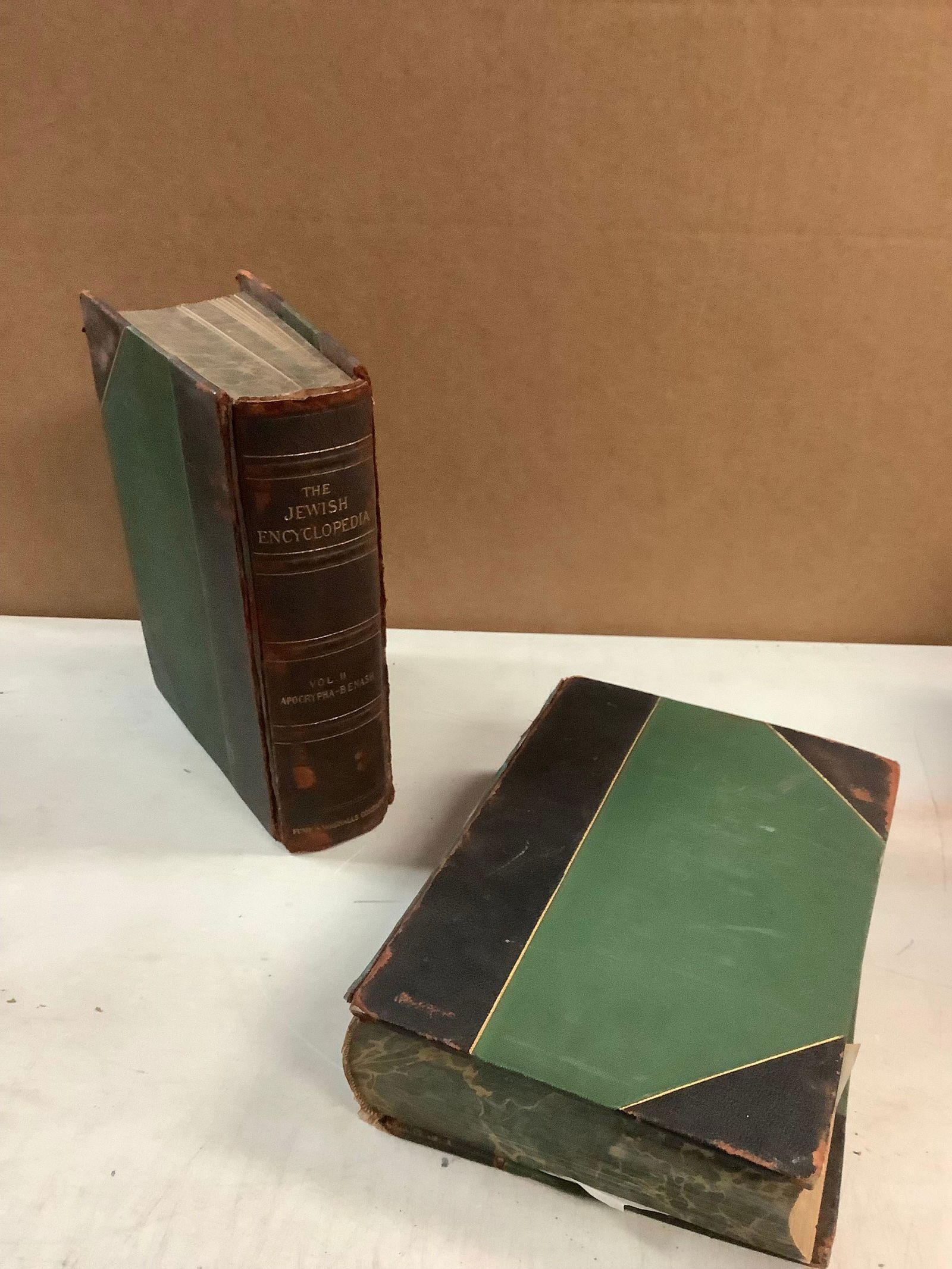 Lot of Vintage 1901-1902 Jewish encyclopedia's Vol. 1&2 11x7.5 (1 of 1)