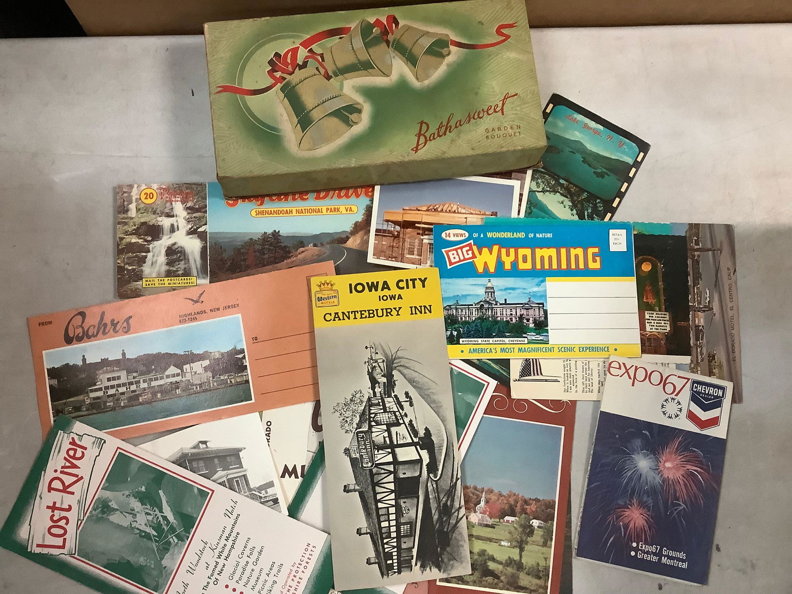 Lot of vintage attractions, maps, guides and more (1 of 1)