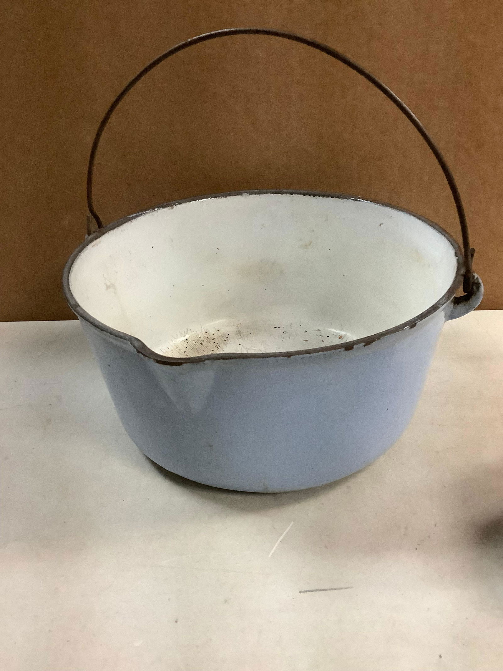 Large castiron pot with metal handle (5 in x 10 in) (1 of 1)