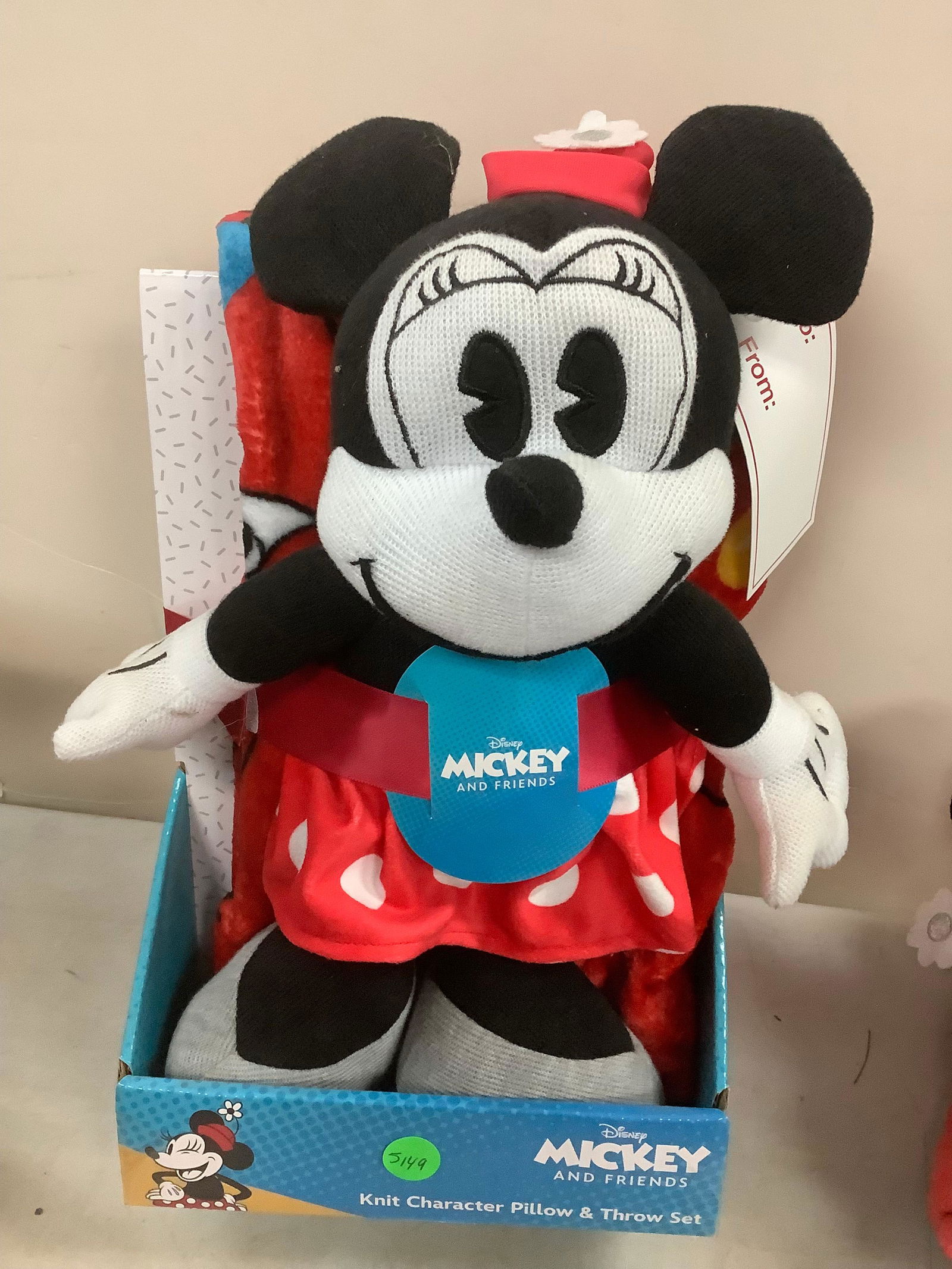 *NEW* DISNEY MICKY AND FRIENDS MINEY MOUSE knit character pillow and throw set (1 of 1)