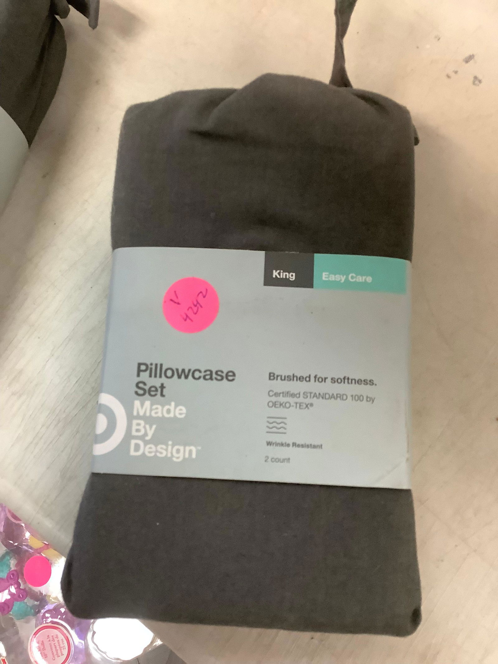 *NEW* king PILLOWCASE SET comes with 2 (1 of 1)