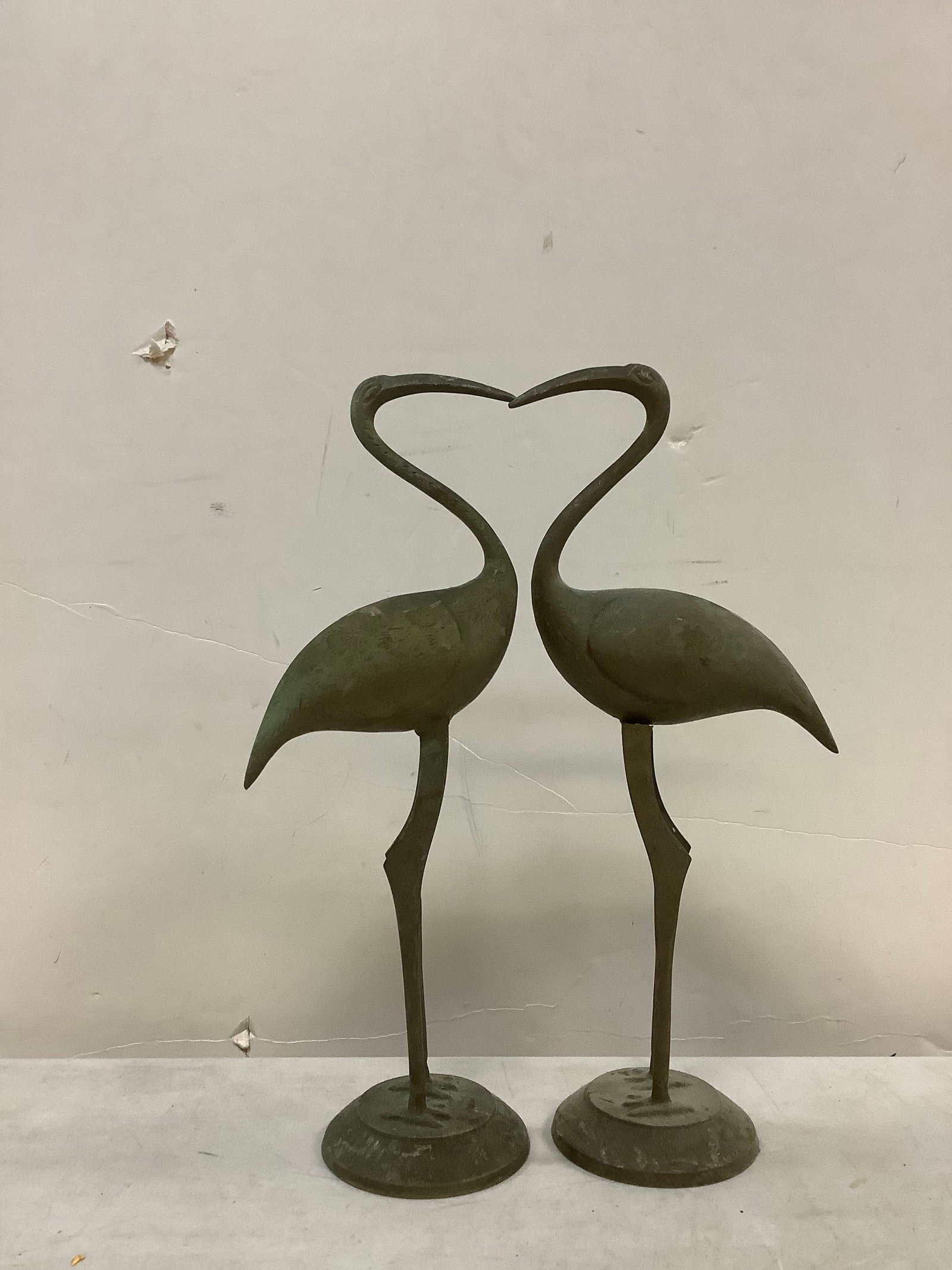 Flamingo statues about 1 ft. tall: Flamingo statues about 1 ft. tall