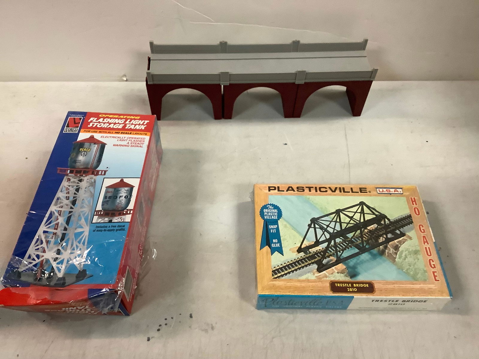 Lot of Unsealed Water Tower Model, Sealed Plasticville Bridge Model, Bridge Model Out of Box (1 of 1)