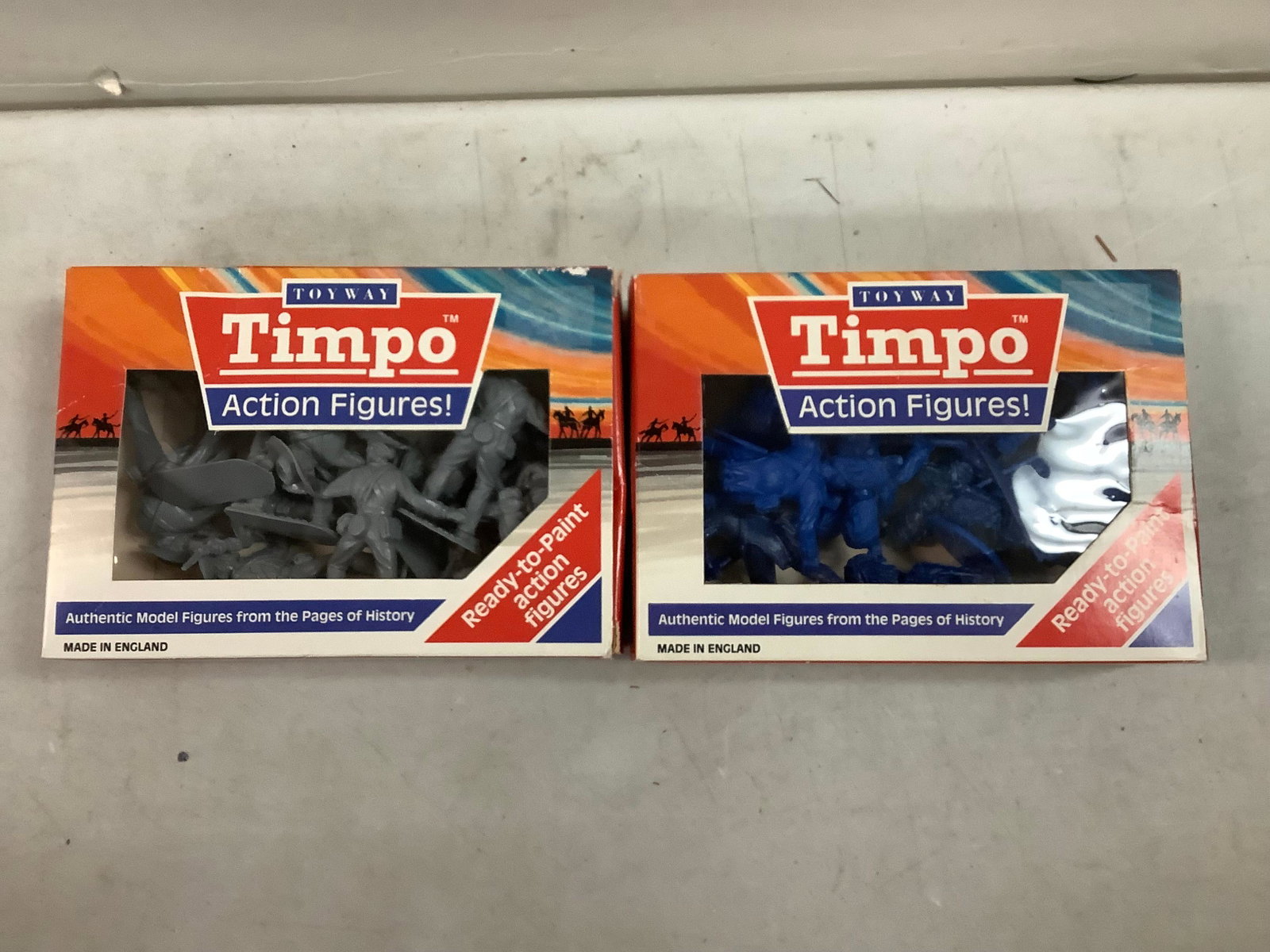 Lot of Toyway Timpo Action Figures Gray and Blue: Lot of Toyway Timpo Action Figures Gray and Blue