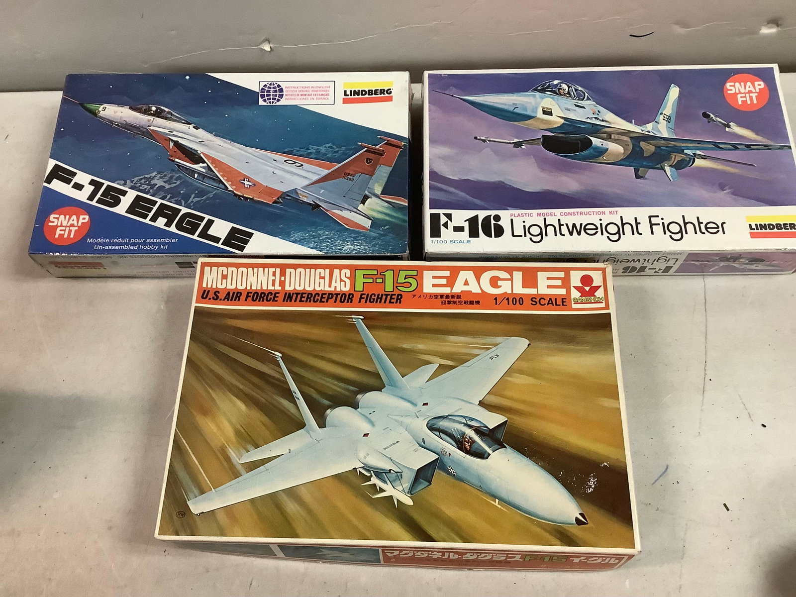 Lot of Model Military Fighter Jets: Lot of Model Military Fighter Jets
