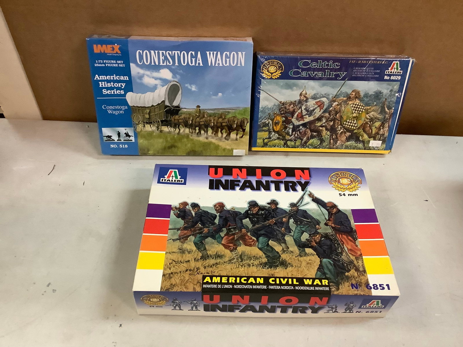 Lot of ITALERI civil war mini figures, Viking mini figures and IMEX wagon mini figure sealed: Lot of ITALERI civil war mini figures, Viking mini figures and IMEX wagon mini figure sealed