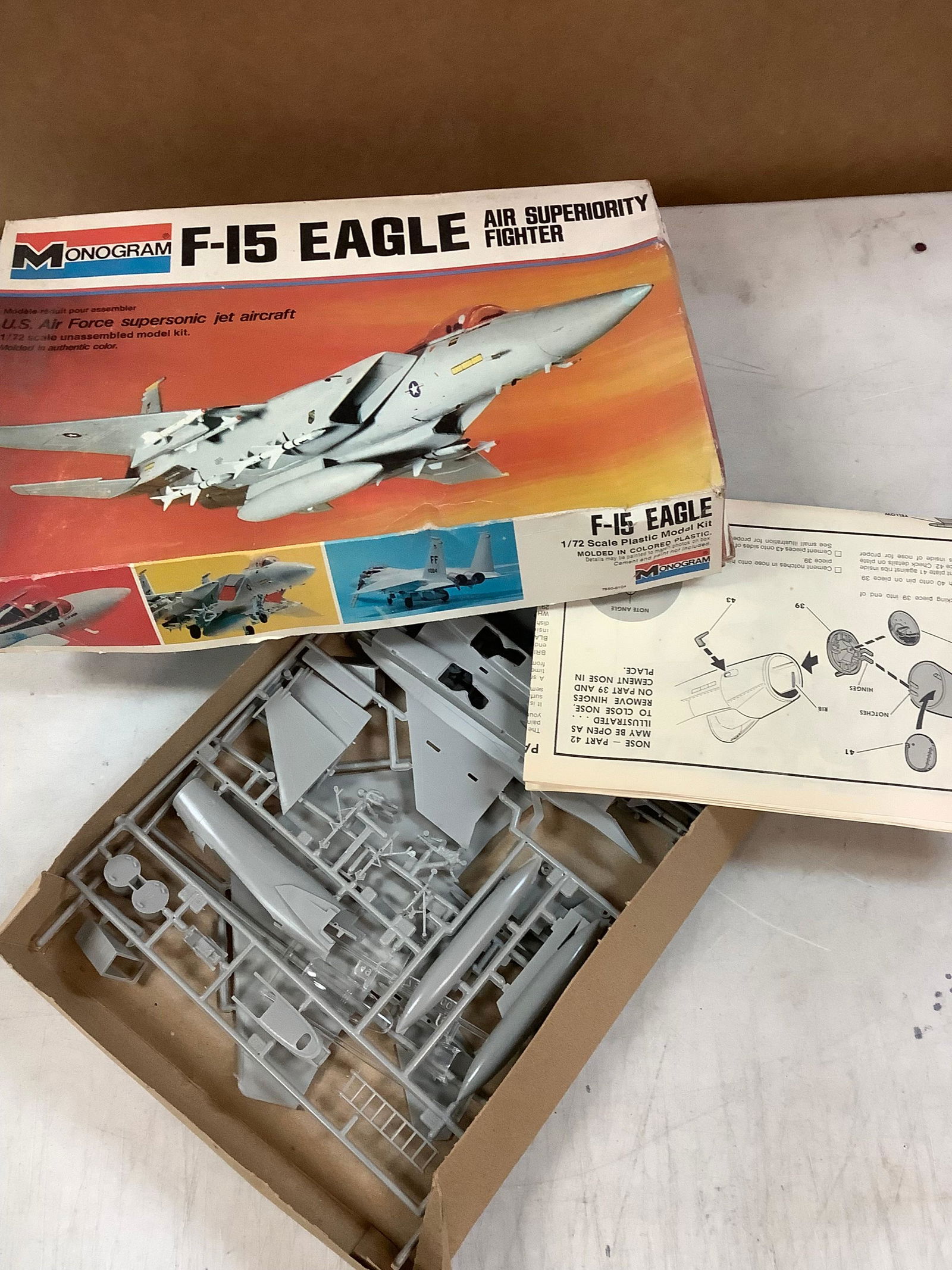 Vintage plane model monogram F-15 Eagle air superiority fighter) (1 of 1)