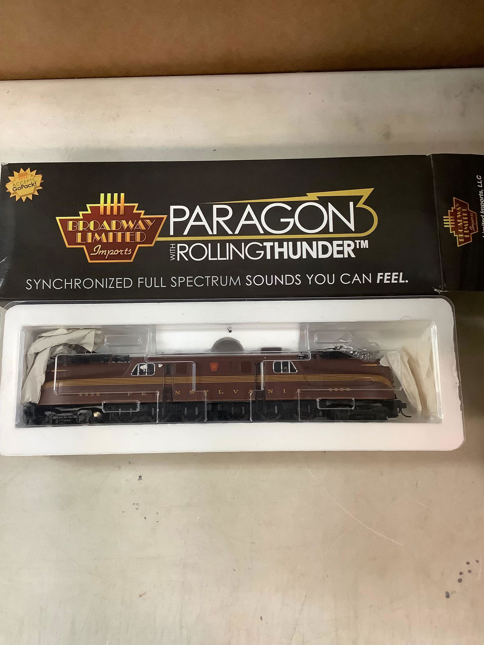 Broadway limited Paragon rolling thunder train model (1 of 1)