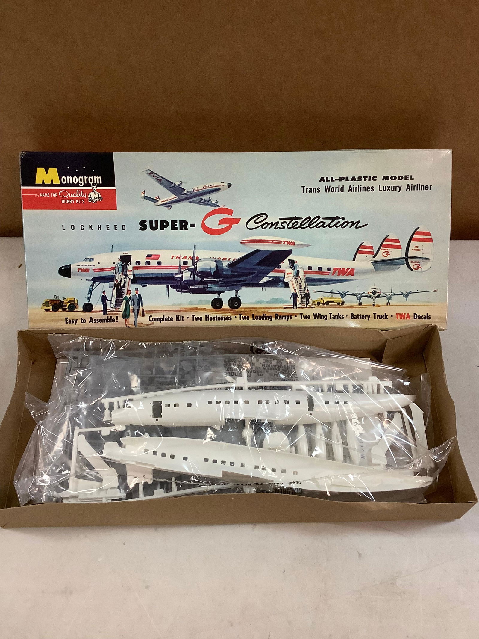 Vintage monogram Lockheed super G constellation model (1 of 1)