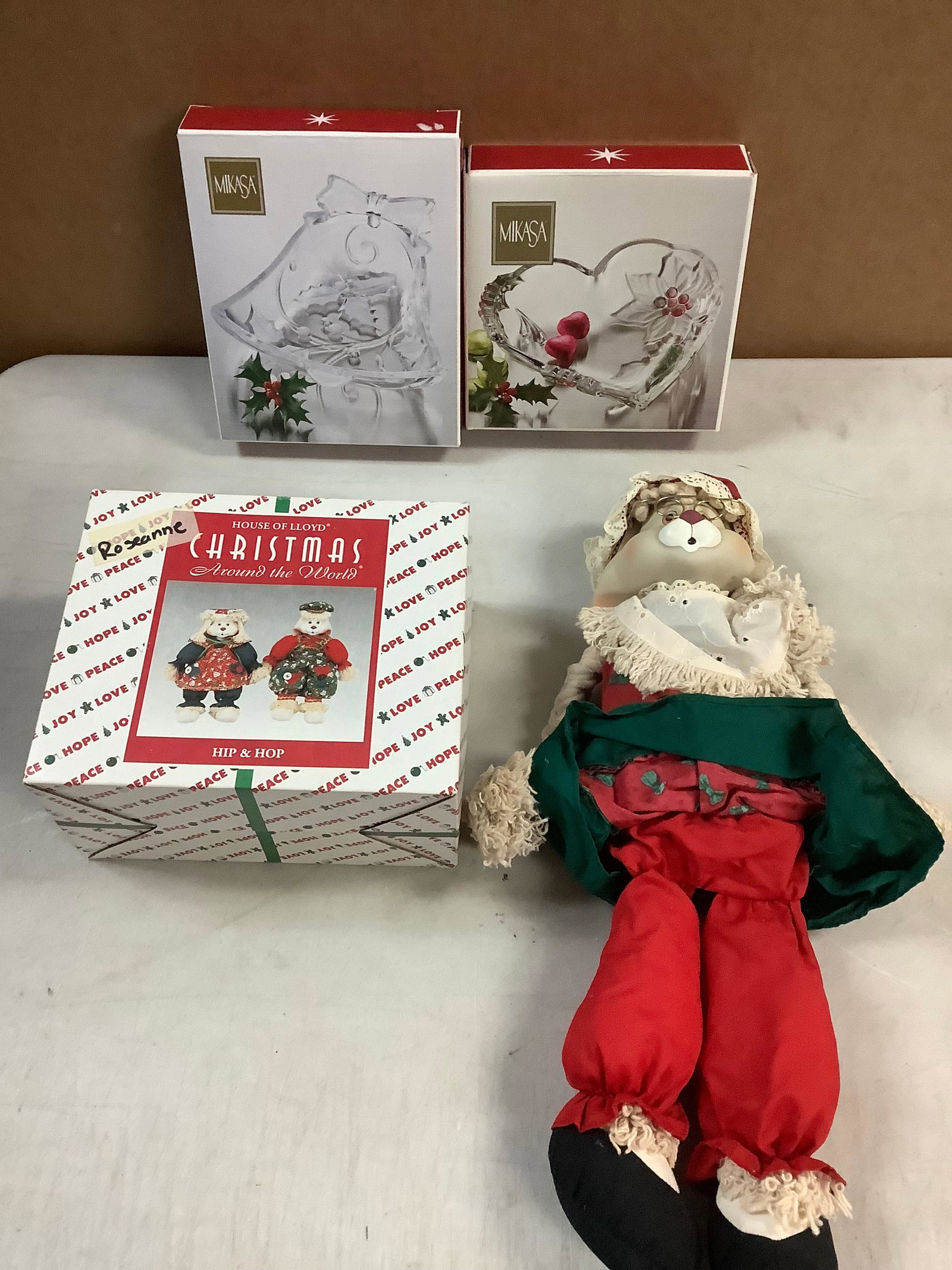 Lot of Mikasa Crystal Christmas Trays, House of LLoyd Christmas Around the World Hip and Hop, and: Lot of Mikasa Crystal Christmas Trays, House of LLoyd Christmas Around the World Hip and Hop, and Christmas Ceramic Doll