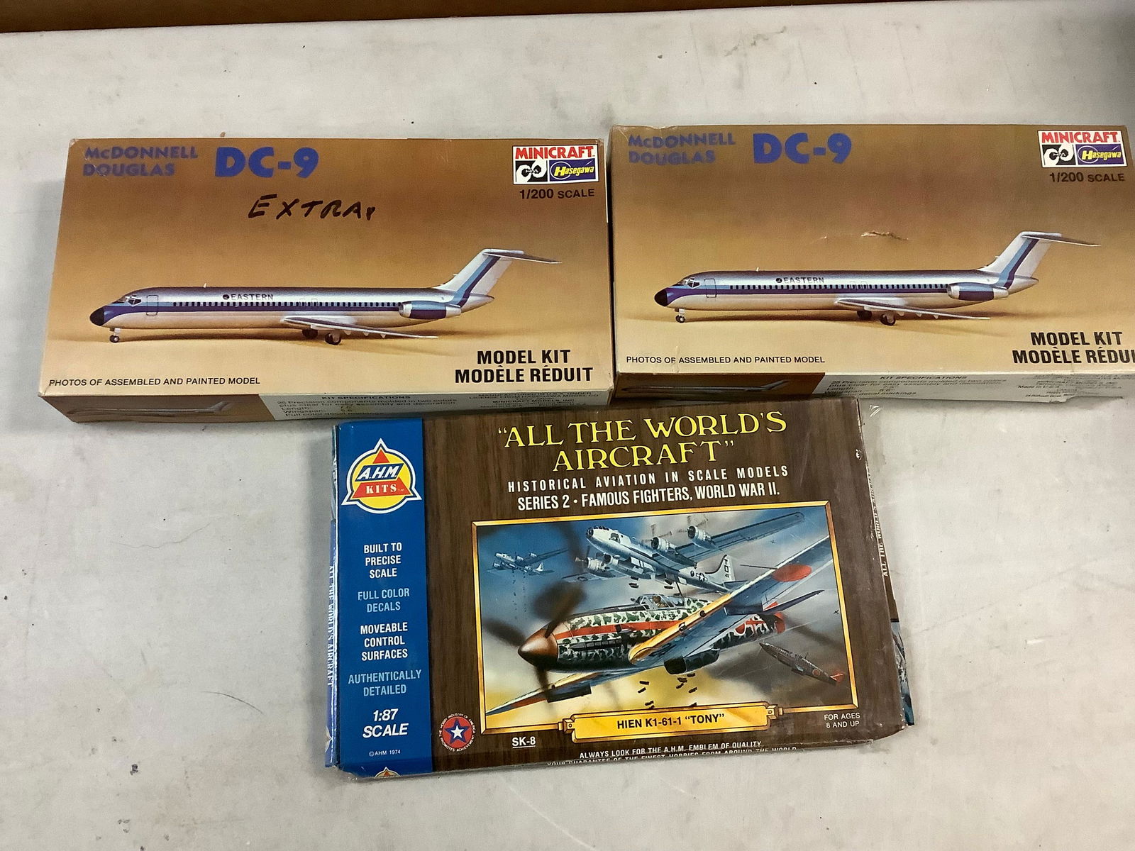 DC-9, 1/200 scale plane model kit and all the worlds aircradr WWII scale models (1 of 1)