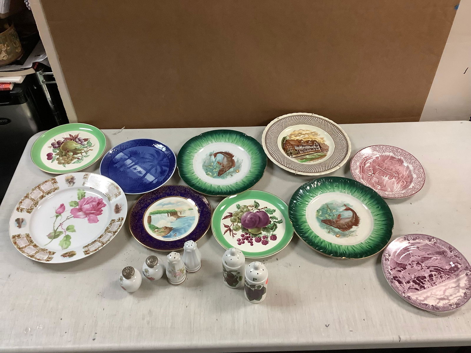 Lot of Noritake, Gerald Porzellan, Port Meirion, Jonroth England, and More Brands Plates and Salt: Lot of Noritake, Gerald Porzellan, Port Meirion, Jonroth England, and More Brands Plates and Salt and Pepper Shakers