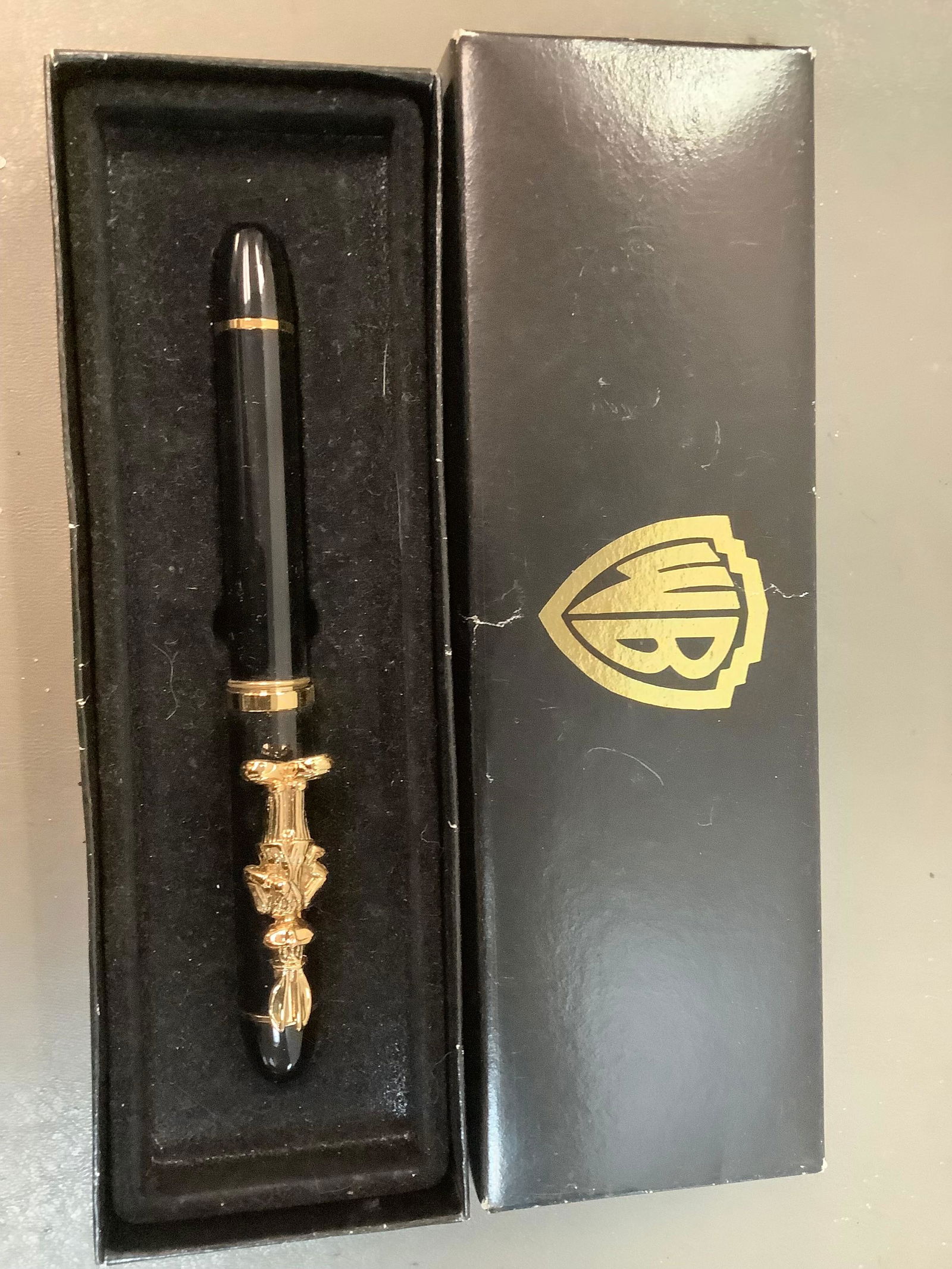 Warner Bros. Bugs Bunny Pen in Box (1 of 1)