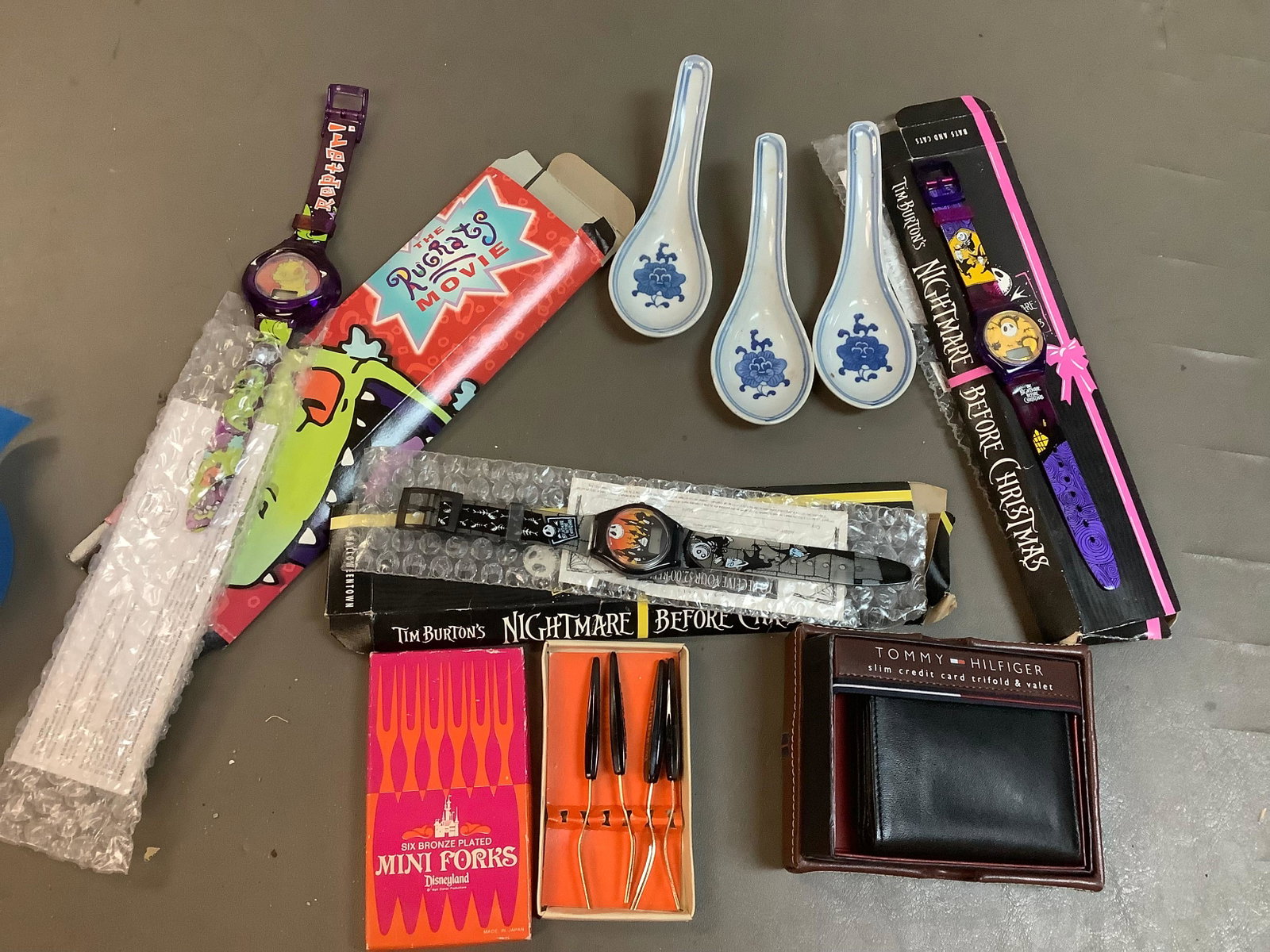 Lot of Rug Rats, Night Before Christmas Watches, Disney Land Mini Forks, Tommy Hilfiger Wallet and: Lot of Rug Rats, Night Before Christmas Watches, Disney Land Mini Forks, Tommy Hilfiger Wallet and More