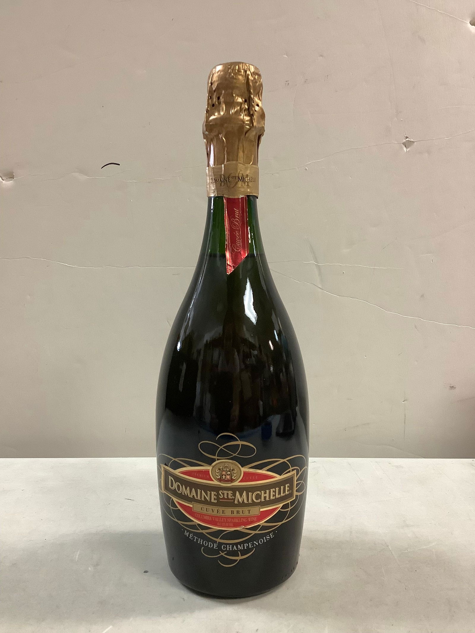 Domaine STE. Michelle Cuveee Brut Columbia Valley Sparkling Wine 750 ml: Domaine STE. Michelle Cuveee Brut Columbia Valley Sparkling Wine 750 ml