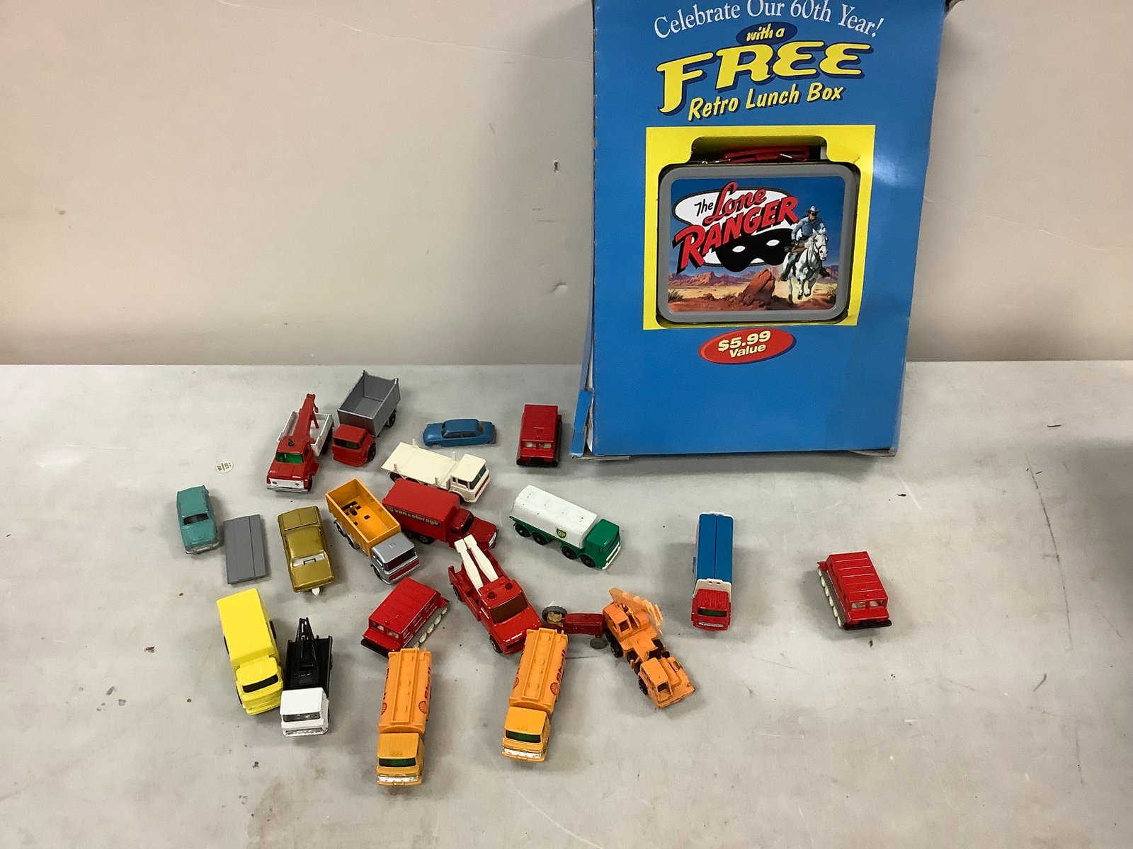 Lot of vintage empty cherios box with FREE RETRO LUNCH BOX prize and toy cars: Lot of vintage empty cherios box with FREE RETRO LUNCH BOX prize and toy cars