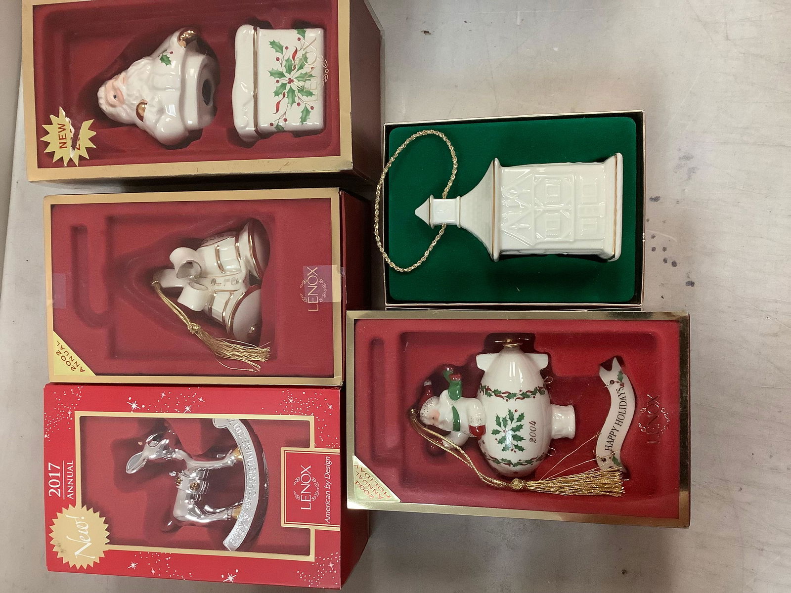 Lot of Lenox Christmas Decorations (1 of 1)