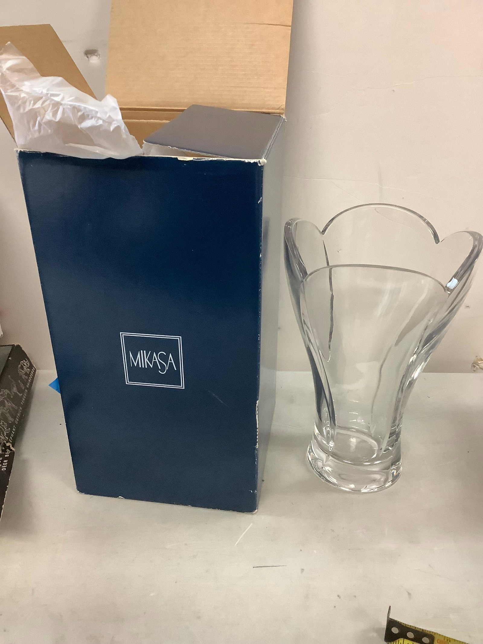 New in Box Mikasa Crystal Vase (9'' Tall) (1 of 1)