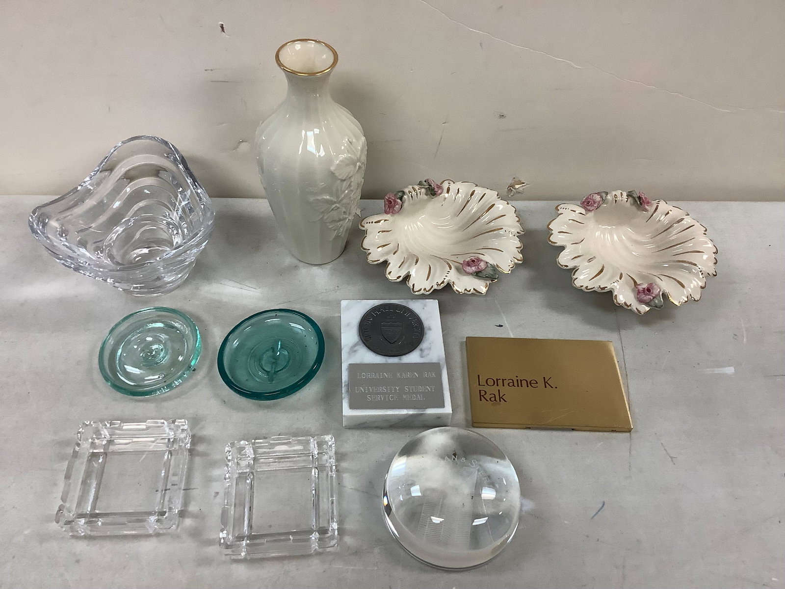 Lot of glass dishes, plaques, and more: Lot of glass dishes, plaques, and more