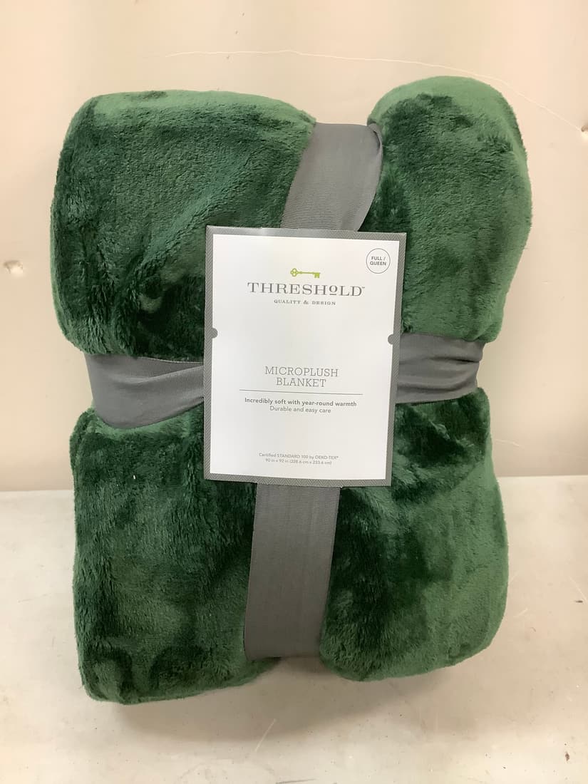 *new* Threshold Microplush Blanket Auction
