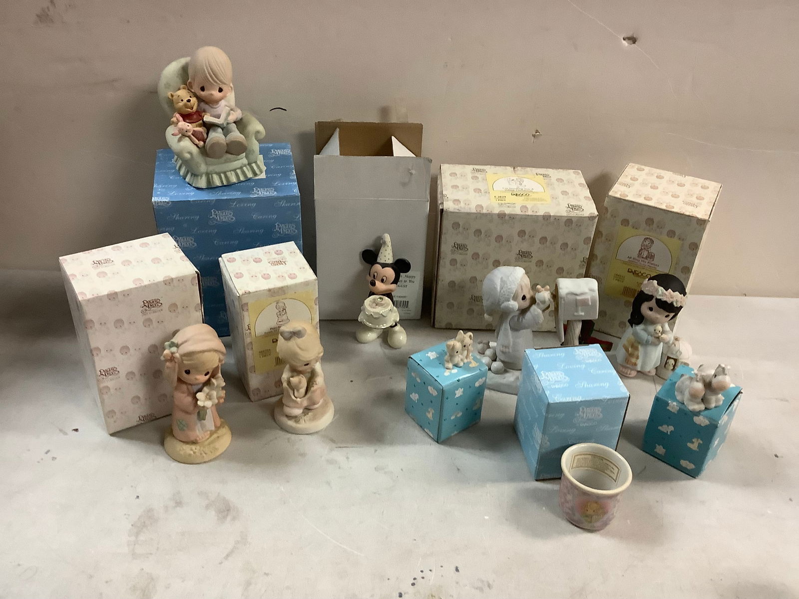 Lot of PRECIOUS MOMENTS figures and LENOX DISNEY micky mouse and more (1 of 1)