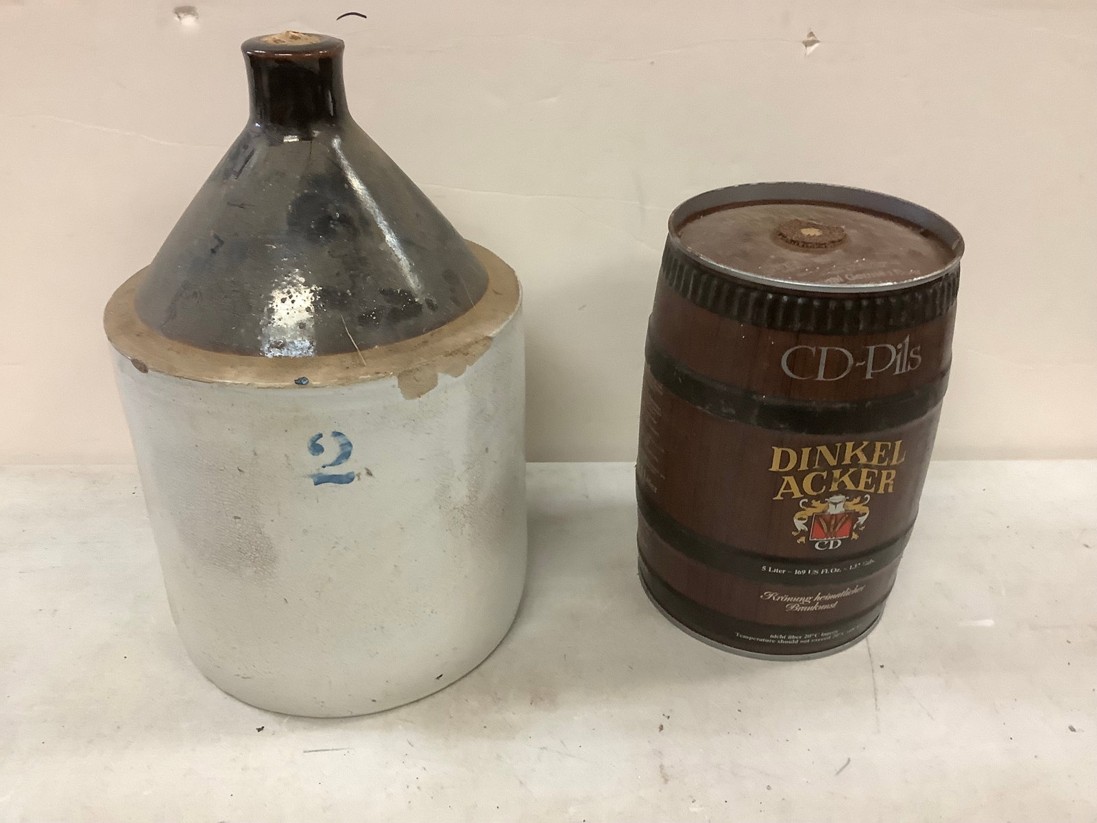 Lot of Vintage Number 2 14'' Crock Jug and Barrel: Lot of Vintage Number 2 14'' Crock Jug and Barrel