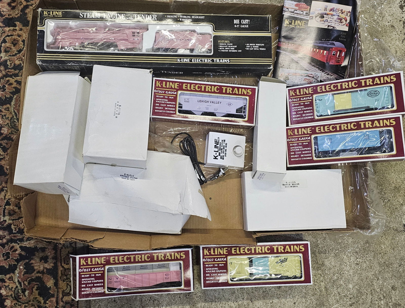 K'Line Electric Trains and Accessories (1 of 2)