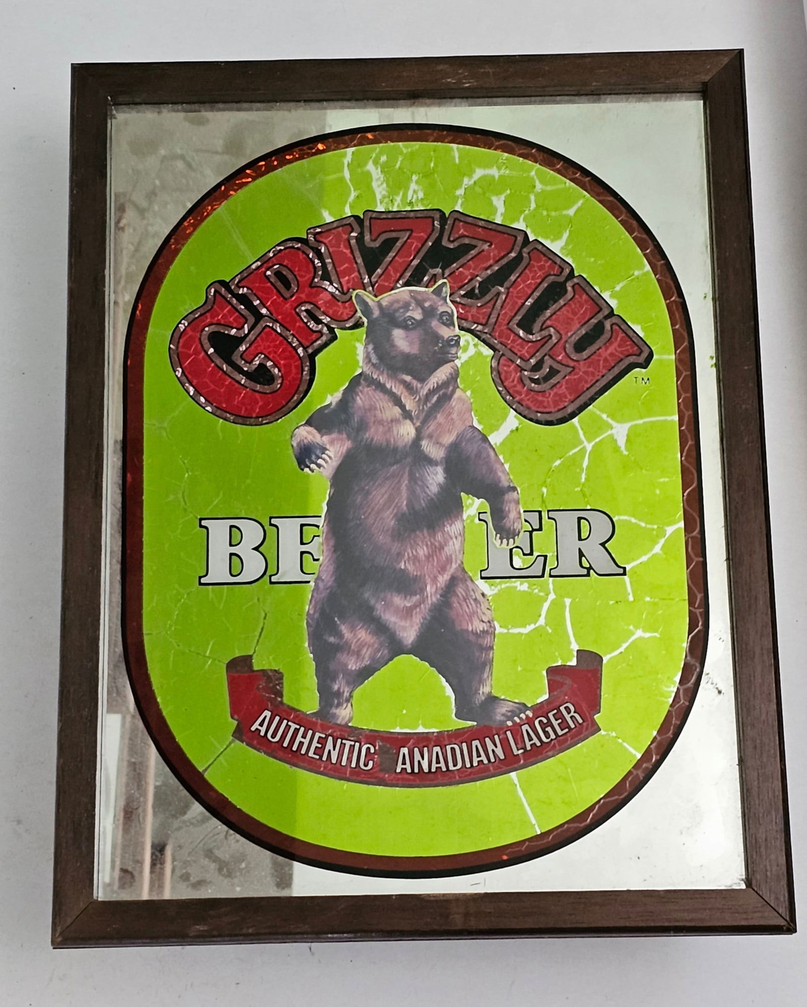 Vintage Grizzly Bear Beer Lager Bar Light Sign (1 of 2)