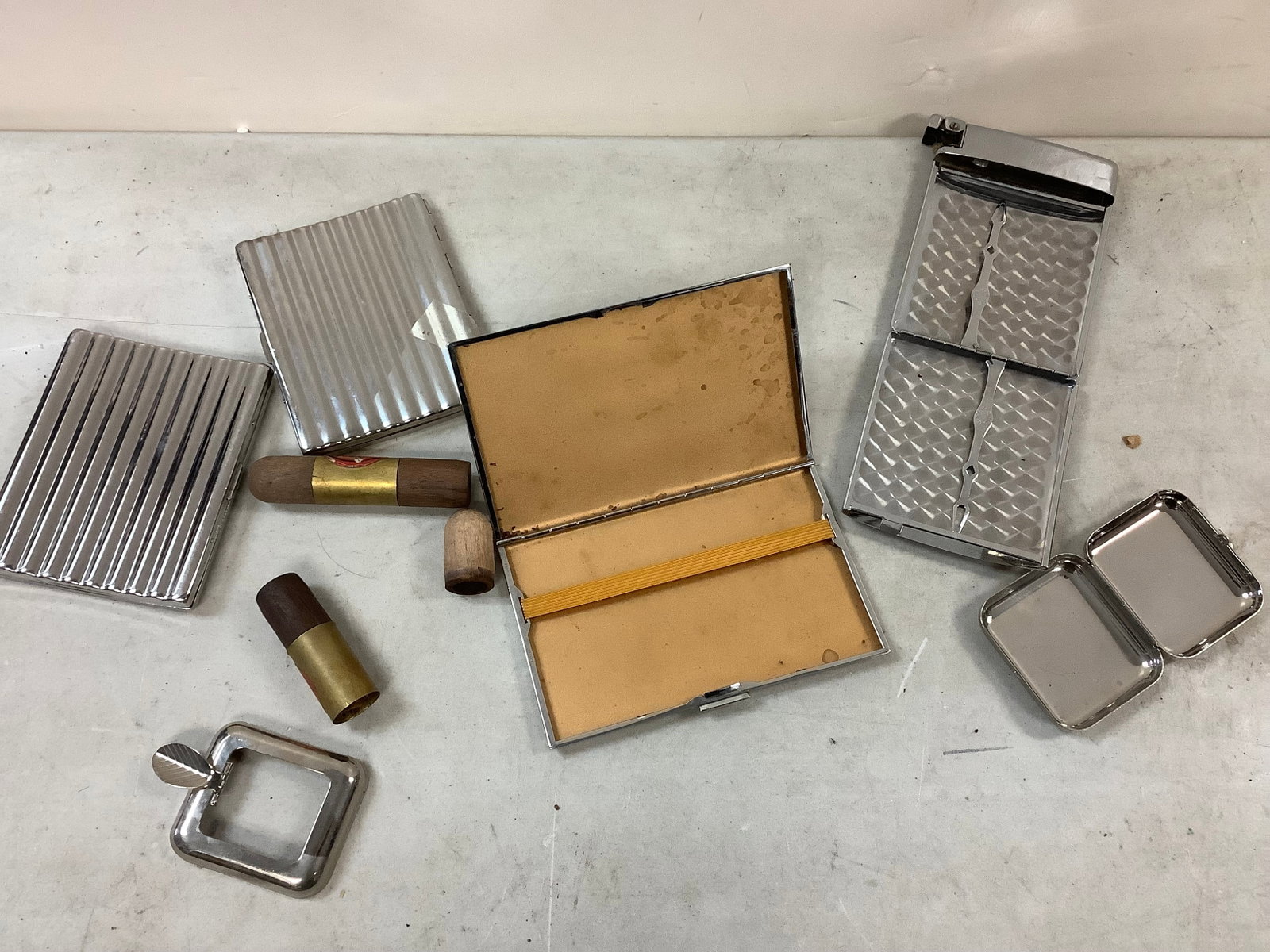 Lot of vintage cigarette books(J.H.G.R.) and more: Lot of vintage cigarette books(J.H.G.R.) and more