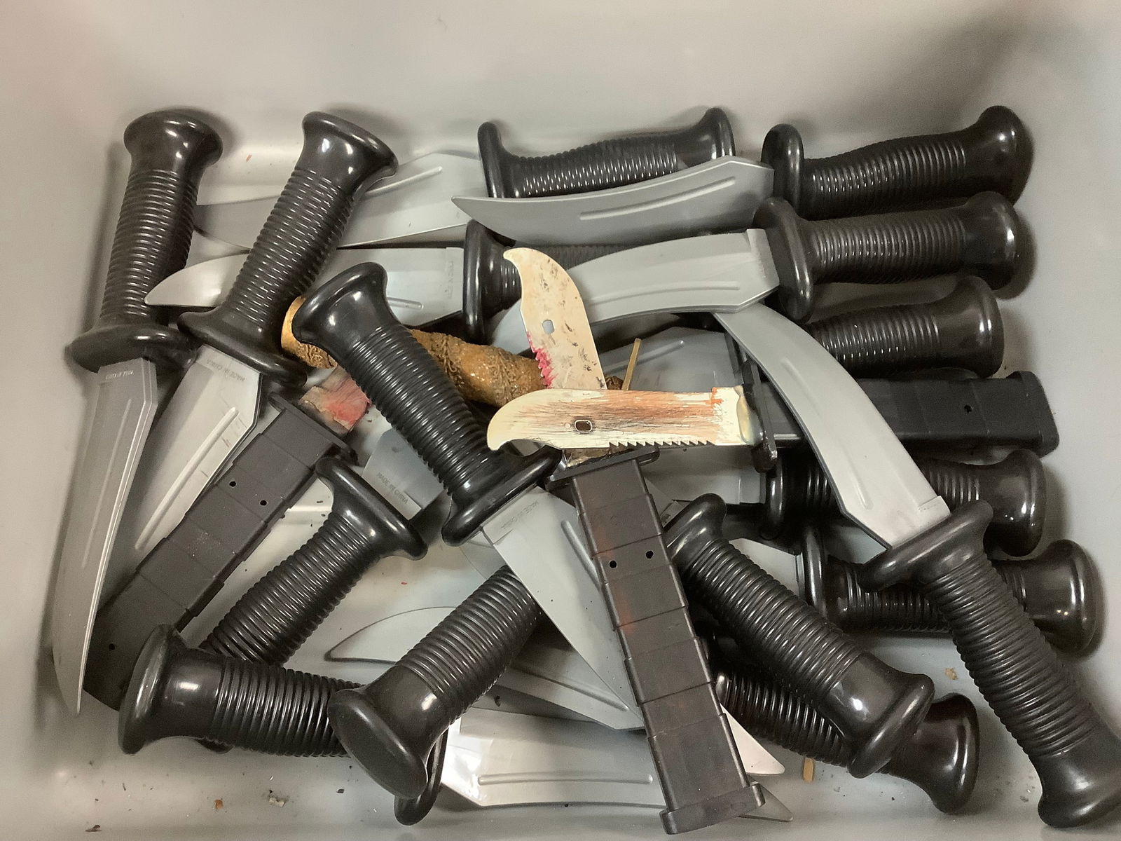 Lot of prop knives (1 of 1)