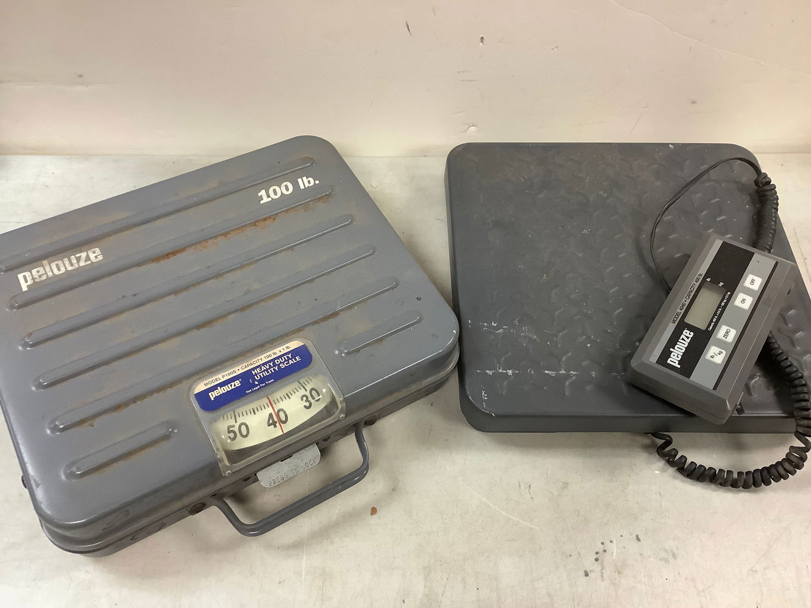 Lot of shipping scales(Pelouze) (1 of 1)