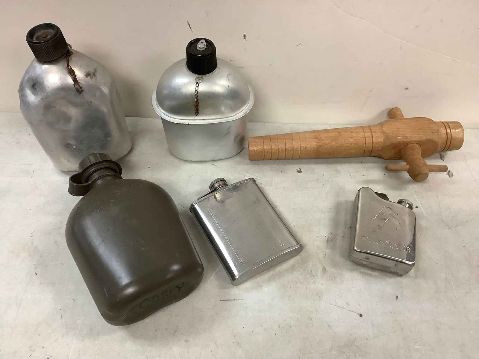 Lot of vintage flasks, water jugs, and more: Lot of vintage flasks, water jugs, and more