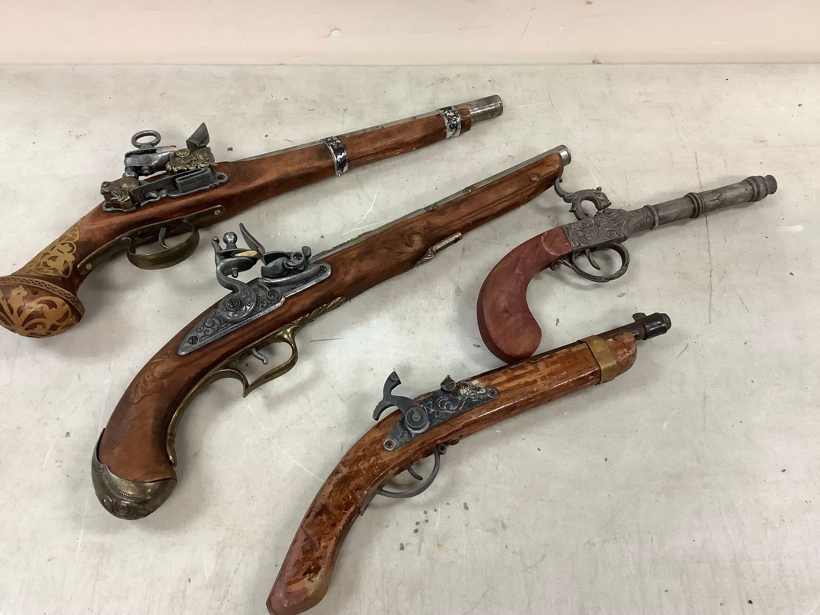 Lot of prop guns (1 of 1)