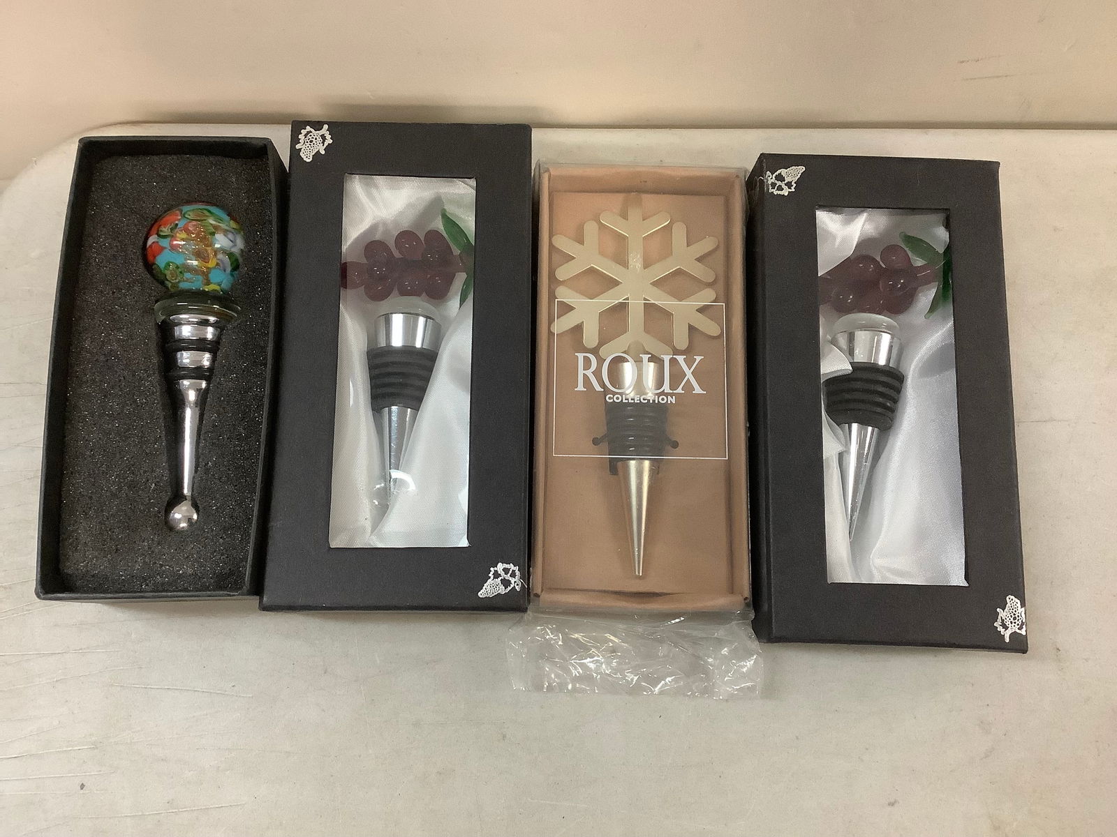 Lot of assorted glassware stoppers (roux collection) (1 of 1)