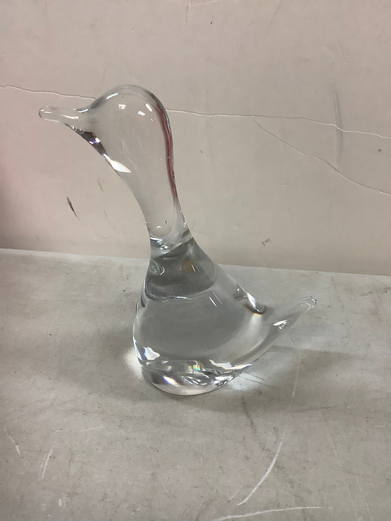 Daum Crystal signed by artist - Swan: Glass swan decor (5.5 inches tall)