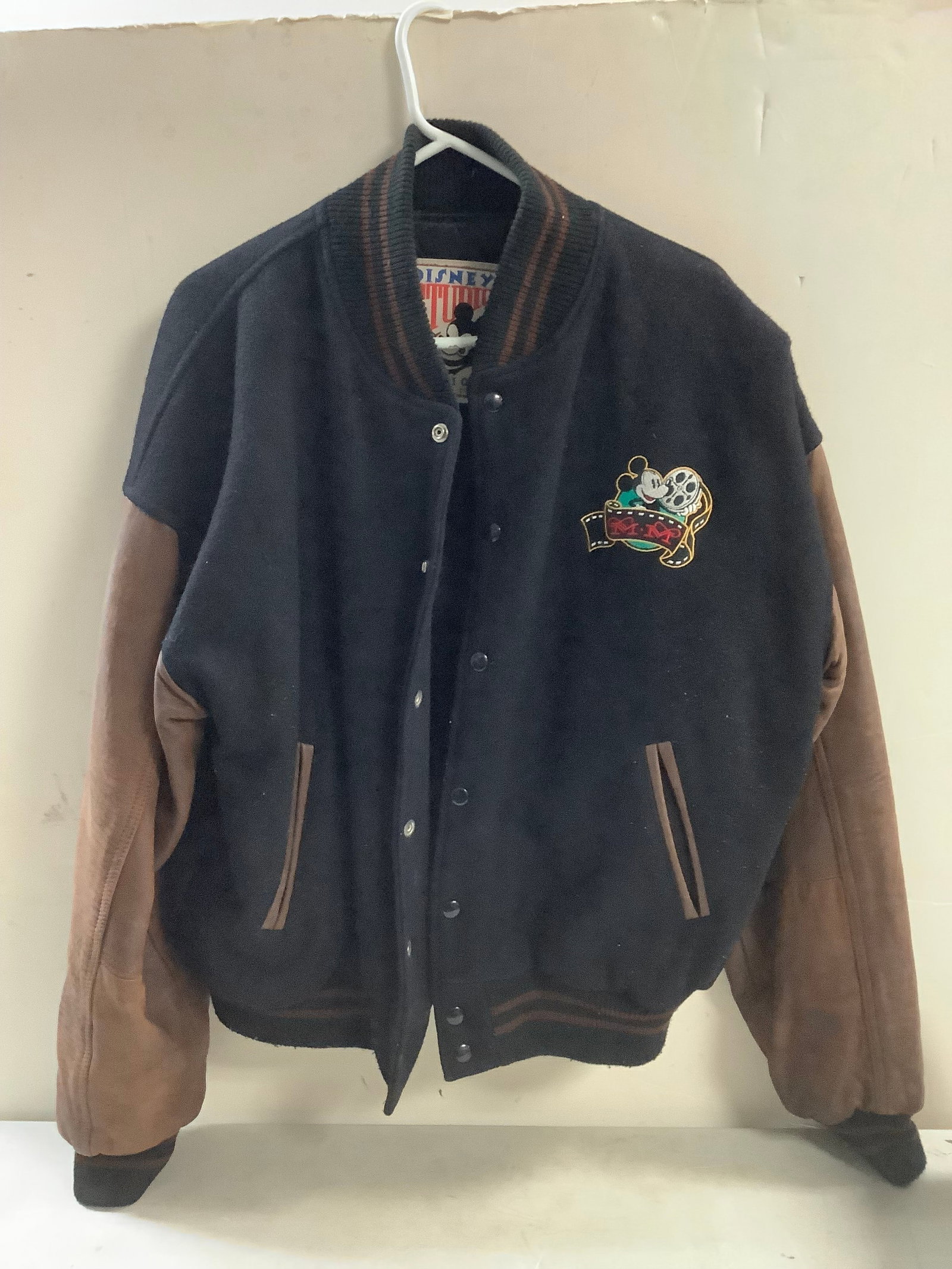 DISNEY STUDIOS LIMITED EDITION VARSITY JACKET size large (1 of 1)