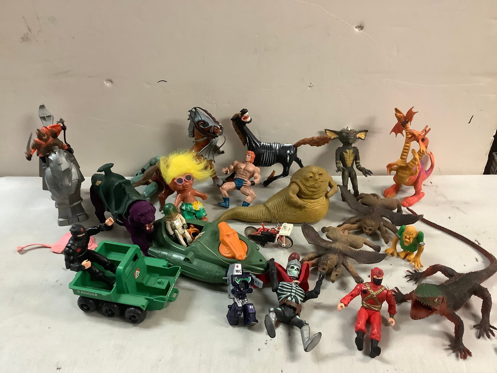Lot vintage LJN toys, star wars JABBA THE HUTT toy, gremlin toy, troll doll, HEMAN action figure and: Lot vintage LJN toys, star wars JABBA THE HUTT toy, gremlin toy, troll doll, HEMAN action figure and more action figures and toys