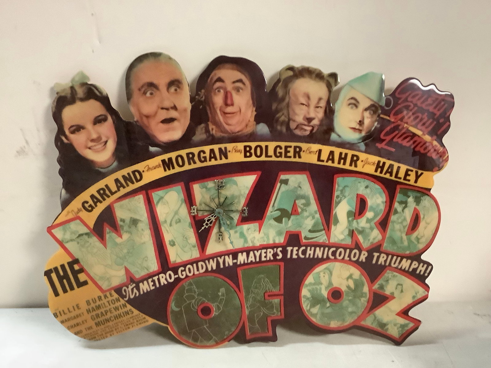 The Wizard Of Oz Wall Hanging Clock 18.75x24.5: The Wizard Of Oz Wall Hanging Clock 18.75x24.5