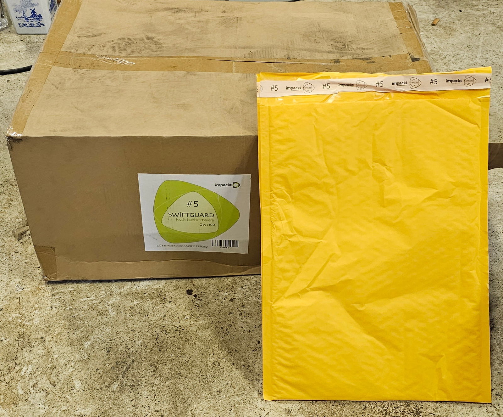 New Case of 100 Bubble Mailers #5 (1 of 1)