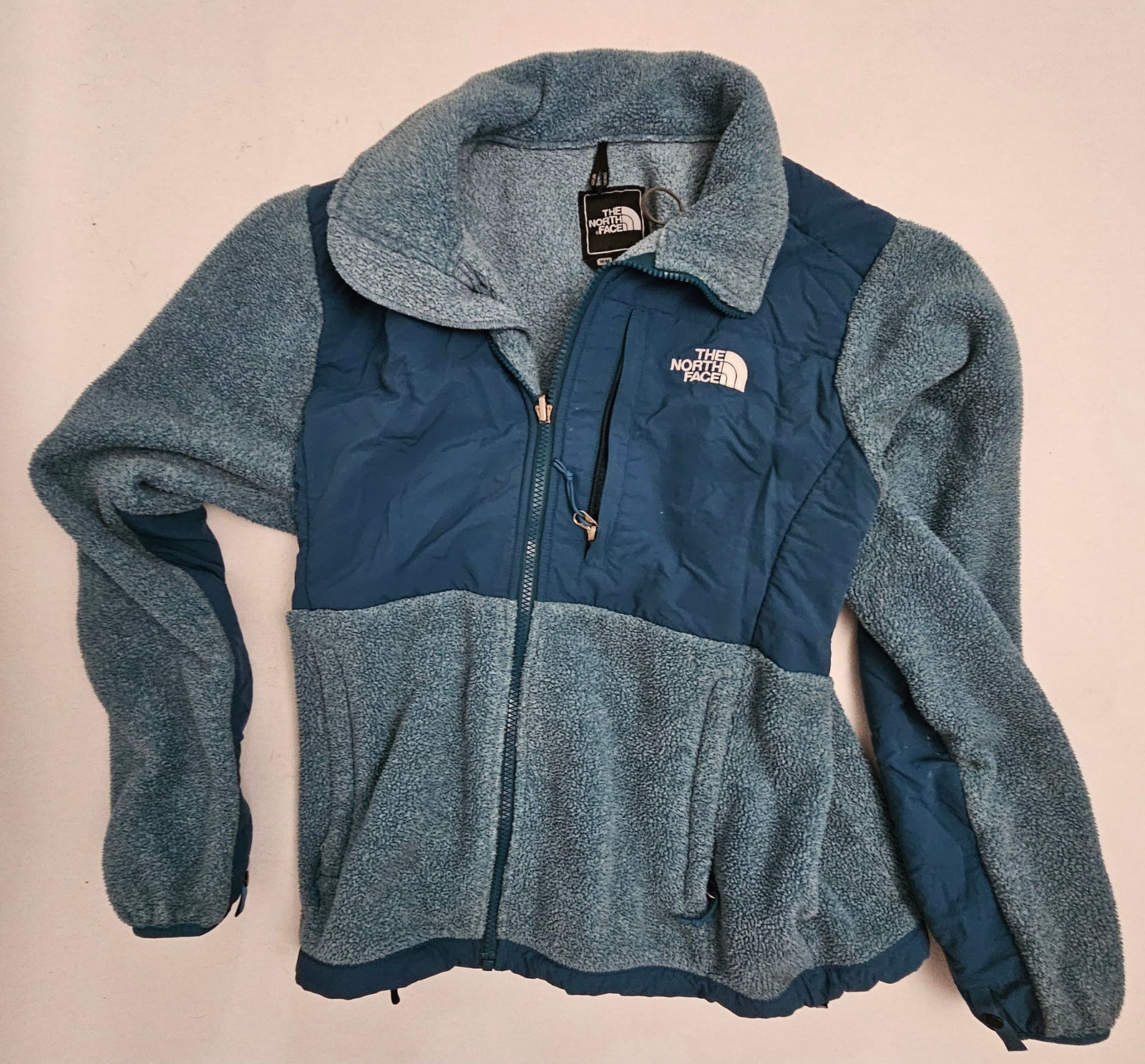 The NorthFace Women's Medium Jacket (1 of 3)