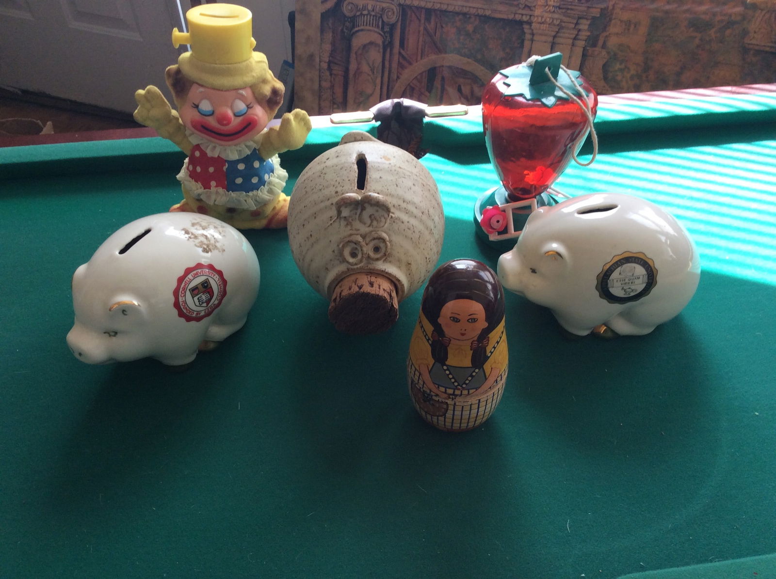Lot of Vintage Banks, Wizard Of Oz Nesting Dolls and Bird Feeder: Lot of Vintage Banks, Wizard Of Oz Nesting Dolls and Bird Feeder
