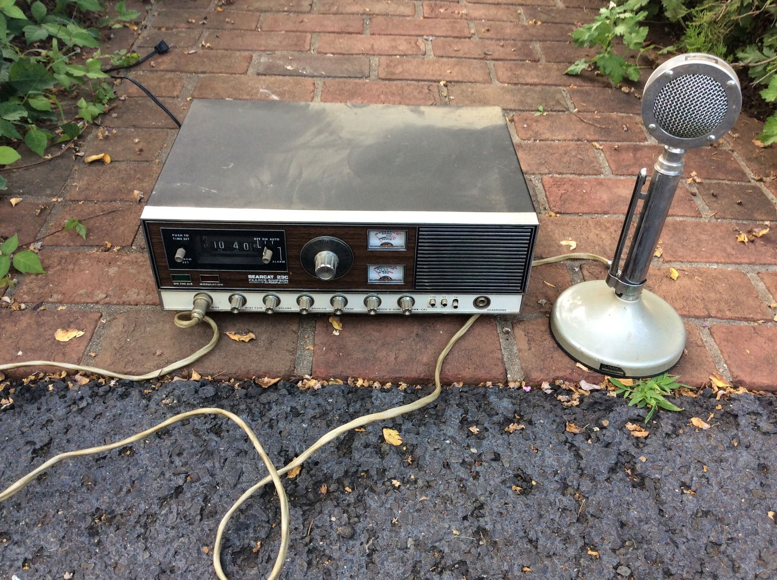 Vintage Bearcat Pearce Simpson Model 23C Radio with Metal Astatic Mod D-104 Microphone (Untested) (1 of 1)