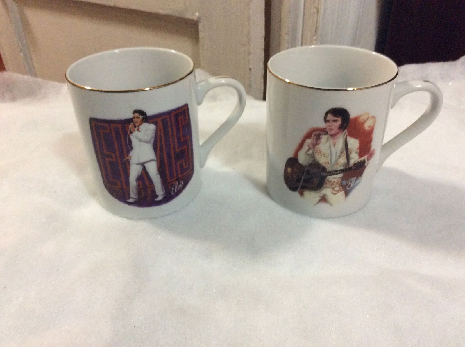 Lot of 2 Elvis Presley Mugs (1 of 1)