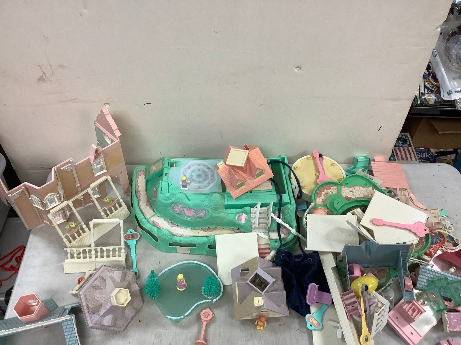 Lot of Vintage Fisher Price Doll House Parts and More: Lot of Vintage Fisher Price Doll House Parts and More