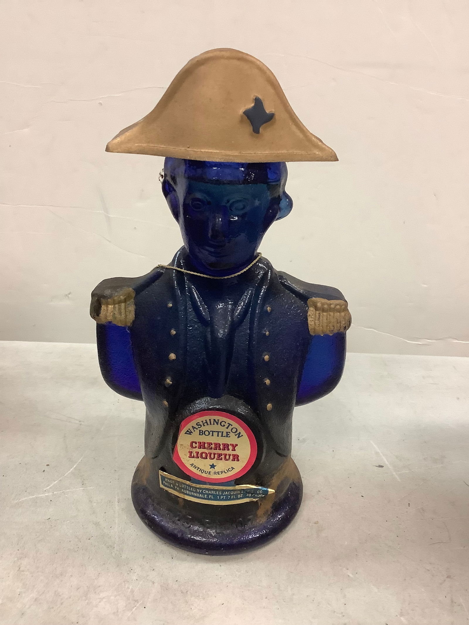 Washington Bottle Cherry Liqueur Antique Replica (1 of 1)